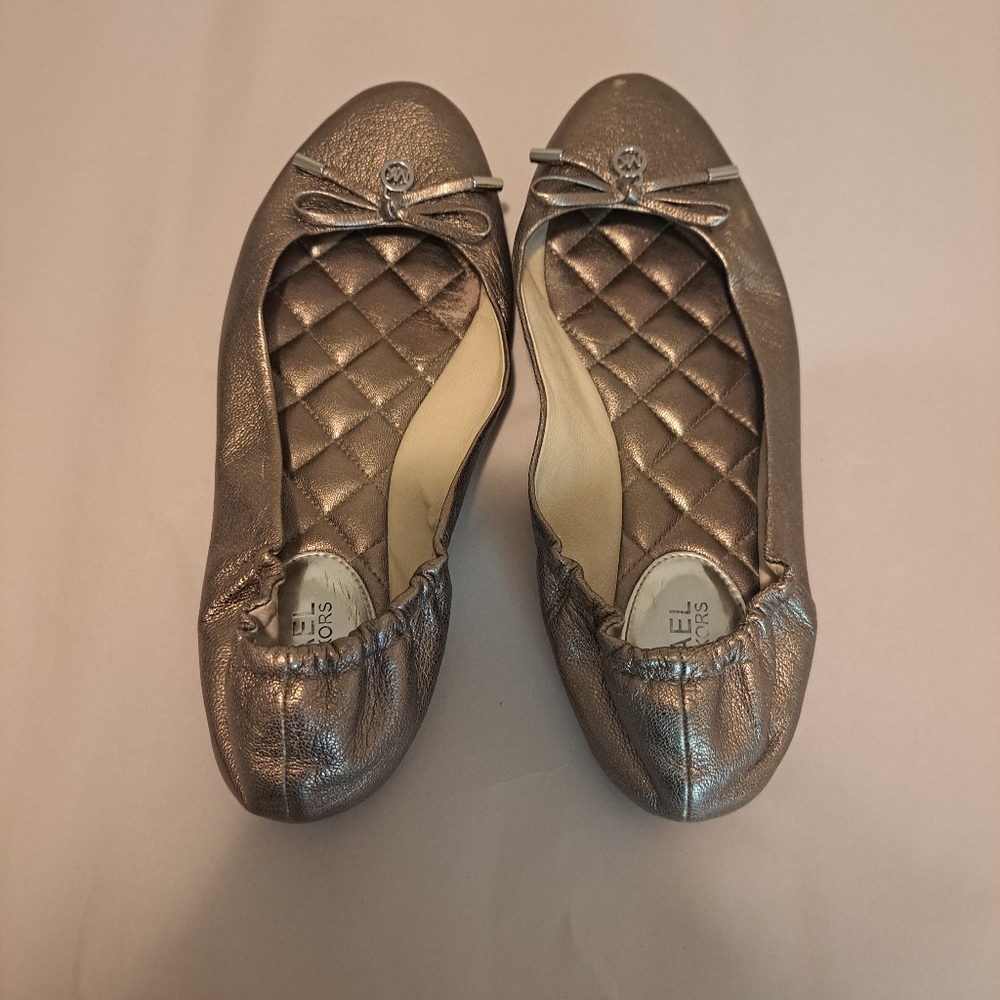 Michael by Michael Kors melody ballet Bow metallic leather Flat Shoes size 9M.